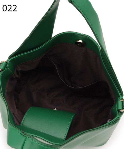 SHOO・LA・RUE（シューラルー）の「◆トライアングルショルダー（ショルダーバッグ・レディース・グレー/ブラック/グリーン・00）」の5枚目の写真