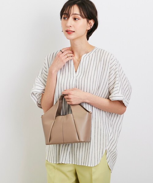 SHOO・LA・RUE（シューラルー）の「◆トライアングルショルダー（ショルダーバッグ・レディース・グレー/ブラック/グリーン・00）」の16枚目の写真