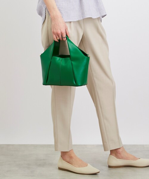 SHOO・LA・RUE（シューラルー）の「◆トライアングルショルダー（ショルダーバッグ・レディース・グレー/ブラック/グリーン・00）」の14枚目の写真