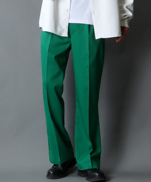 SITRY（シトリー）の「T/R tailored flared pants/ テーラード タック ワイド フレアパンツ（スラックス・メンズ・ベージュ/オフホワイト/ブラック/モカ/サックスブルー/グリーン・M/L/XL）」の5枚目の写真
