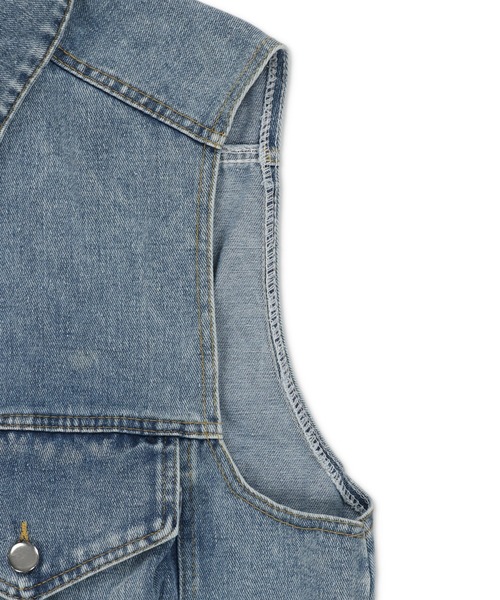 SPINNS（スピンズ）の「2ポケット デニムベスト（ベスト・レディース・ブルー/ブラック・ONESIZE）」の13枚目の写真
