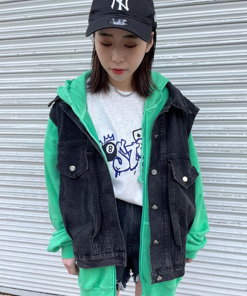 SPINNS（スピンズ）の「2ポケット デニムベスト（ベスト・レディース・ブルー/ブラック・ONESIZE）」の19枚目の写真