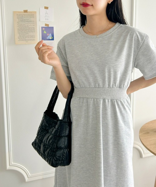 Loueme（ルエム）の「シャイニーキルティングスクエアバッグ（ハンドバッグ・レディース・ホワイト/ブラック/シルバー・FREE）」の8枚目の写真