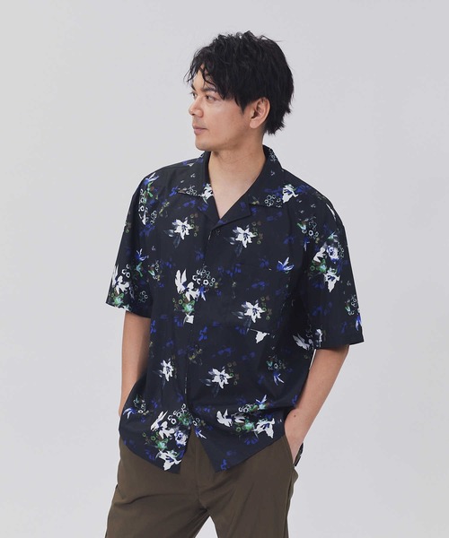 PLUS ONE（プラスワン）の「【PLUS ONE】総柄プリント半袖シャツ（シャツ/ブラウス・メンズ・パープル/グレー×ホワイト/グリーン・L/M/XL）」の3枚目の写真