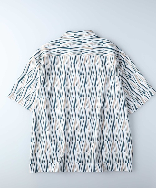 PLUS ONE（プラスワン）の「【PLUS ONE】総柄プリント半袖シャツ（シャツ/ブラウス・メンズ・パープル/グレー×ホワイト/グリーン・L/M/XL）」の10枚目の写真