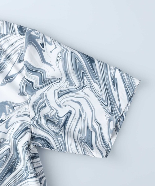 PLUS ONE（プラスワン）の「【PLUS ONE】総柄プリント半袖シャツ（シャツ/ブラウス・メンズ・パープル/グレー×ホワイト/グリーン・L/M/XL）」の7枚目の写真