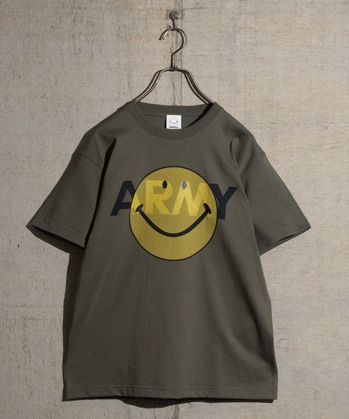 JOHN'S CLOSET(ジョンズクローゼット)の「【22】〔ARMY〕smileプリントTシャツ(Tシャツ/カットソー・メンズ・ヘザーグレー/ホワイト/オリーブ・MEDIUM/X-LARGE/LARGE)」の9枚目の写真