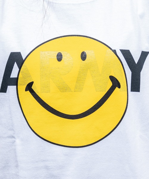JOHN'S CLOSET(ジョンズクローゼット)の「【22】〔ARMY〕smileプリントTシャツ(Tシャツ/カットソー・メンズ・ヘザーグレー/ホワイト/オリーブ・MEDIUM/X-LARGE/LARGE)」の16枚目の写真