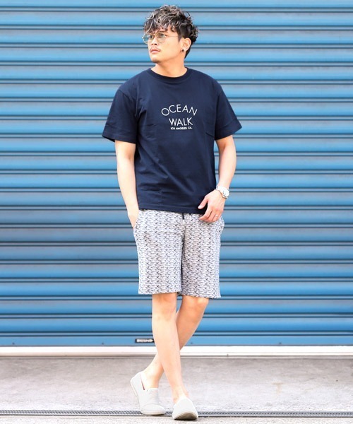 LUXSTYLE(ラグスタイル)の「サーフガールプリントTシャツ(Tシャツ/カットソー・メンズ・ホワイト/ブラック・46/44)」の5枚目の写真