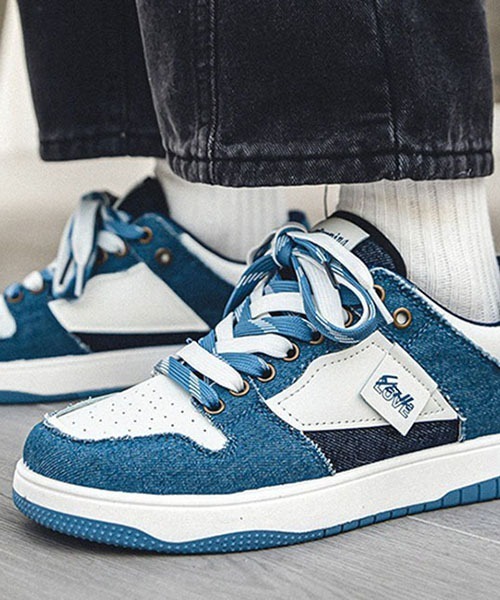 SVEC(シュベック)の「ローカット 厚底 ローテクスニーカー(スニーカー・メンズ・ブラック/ブルー/グレー・44/42/40)」の8枚目の写真