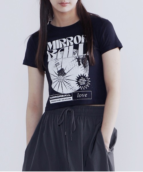 Figments(フィグメンツ)の「MIRROR BALLピチT(Tシャツ/カットソー・レディース・ホワイト/ネイビー・FREE)」の2枚目の写真