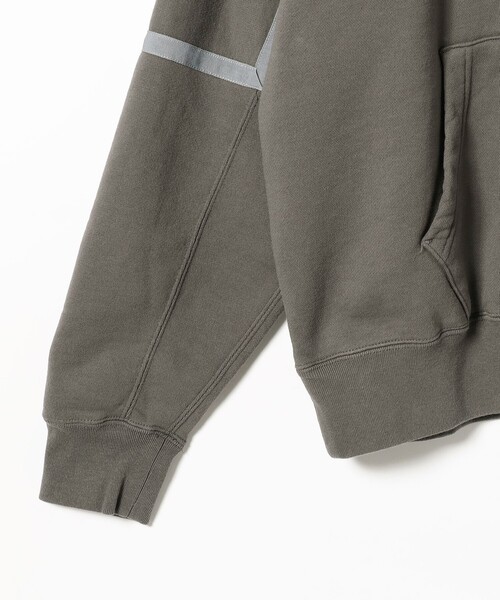 【国内買付】C.E TAPED CUT HEAVY HOODY パーカー ロゴ C.E（シーイー）の「C.E / TAPED CUT HEAVY HOODY（スウェット