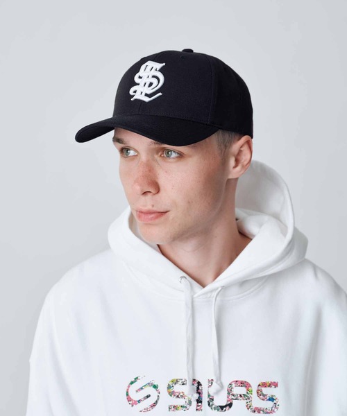 SILAS(サイラス)の「OLD ENGLISH CAP(キャップ・メンズ・ホワイト/ブラック/バーガンディー・ONE SIZE)」の14枚目の写真