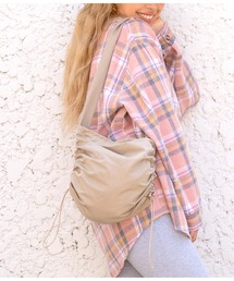 サイドシャーリングショルダーバッグ