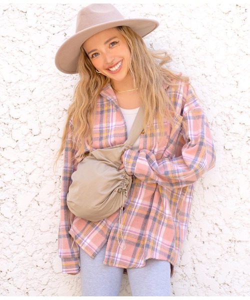 anap mimpi（アナップミンピ）の「サイドシャーリングショルダーバッグ（ショルダーバッグ・レディース・ベージュ/ブラック・FREE）」の13枚目の写真