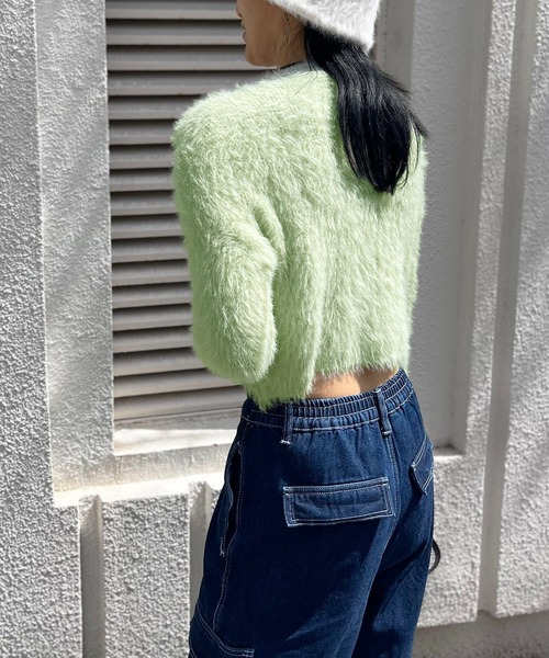 Jewelobe(ジュエローブ)の「シャギーショートニット(ニット/セーター・レディース・ブラック/ベージュ/ピンク/ホワイト/グリーン・FREE)」の16枚目の写真