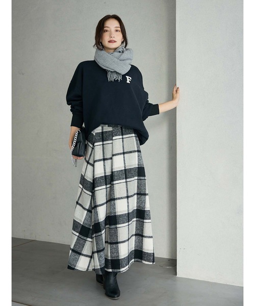 fifth（フィフス）の「ワンポイントロゴスウェット（スウェット・レディース・グレー/ブラック/グリーン・M）」の13枚目の写真