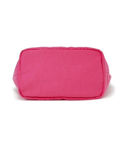 ELLEgirl（エルガール）の「《新色/再入荷》撥水 2wayショルダーバック【ELLEgirl/エル ガール】（ショルダーバッグ・レディース・ブラック/ベージュ/ピンク/ブラック系その他/ブラック系その他2/ネイビー・FREE）」の18枚目の写真