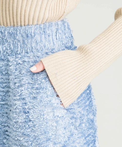 KBF(ケイビーエフ)の「ミニフリンジタイトスカート(スカート・レディース・ブルー/ブラック・ONE)」の19枚目の写真