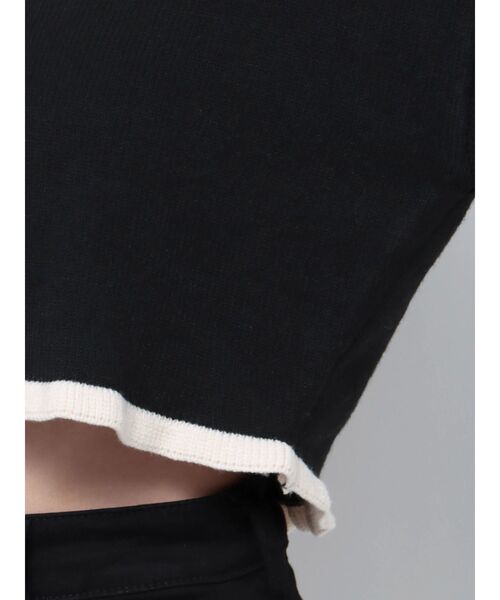 EMODA(エモダ)の「Vネックフリルショートニット(ニット/セーター・レディース・オレンジ/ブルー/ベージュ/ブラック・FREE)」の10枚目の写真