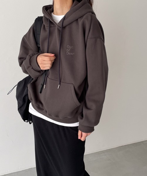 CANAL JEAN（キャナルジーン）の「El mar　Out of Dear刺繍裏起毛パーカー（パーカー・レディース・チャコールグレー/クリーム・ONE SIZE）」の3枚目の写真