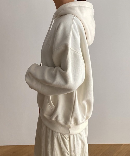 CANAL JEAN（キャナルジーン）の「El mar　Out of Dear刺繍裏起毛パーカー（パーカー・レディース・チャコールグレー/クリーム・ONE SIZE）」の11枚目の写真