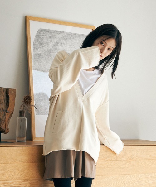 marjour（マージュール）の「SWEAT VNECK PULLOVER（スウェット・レディース・アイボリー/ブラック・M）」の18枚目の写真