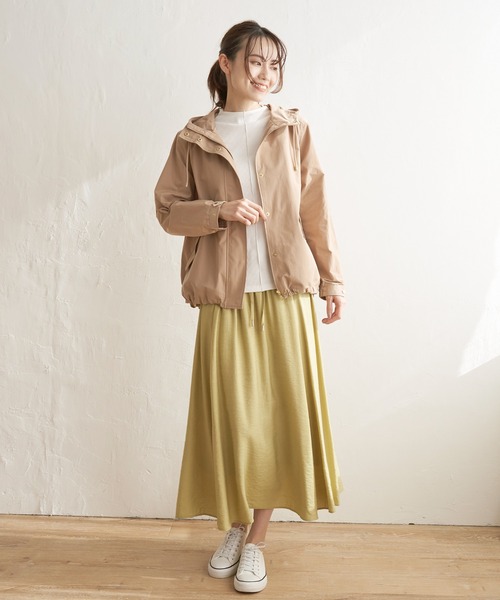 ikka（イッカ）の「撥水マウンテンパーカー（マウンテンパーカー・レディース・ベージュ/ネイビー/グリーン系その他/オフホワイト・S/M/L）」の7枚目の写真