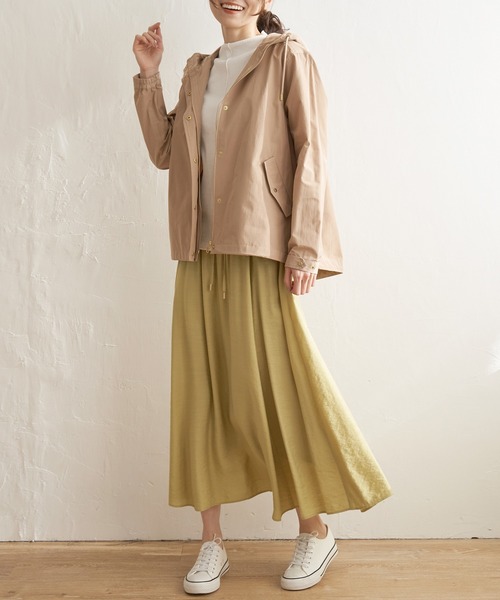 ikka（イッカ）の「撥水マウンテンパーカー（マウンテンパーカー・レディース・ベージュ/ネイビー/グリーン系その他/オフホワイト・S/M/L）」の16枚目の写真