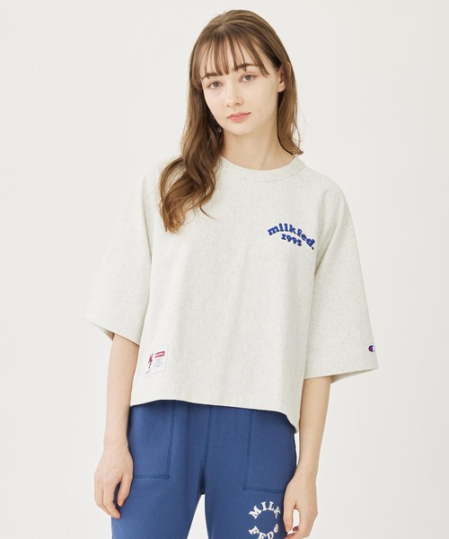 Champion（チャンピオン）の「MILKFED.ⅹCHAMPION ARCH COOPER LOGO S/S TEE（Tシャツ/カットソー・レディース・ブラック/ベージュ/オートミール/グリーン・L/M）」の3枚目の写真