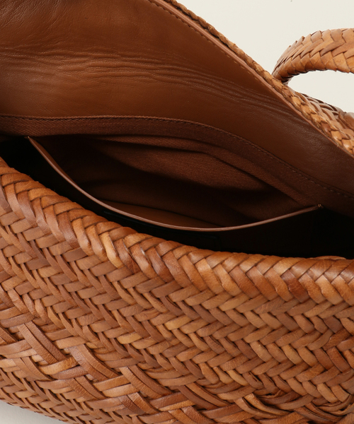 FRAMeWORK(フレームワーク)の「【MAISON N.H PARIS/メゾン エヌ アッシュ パリ】Leather LUCIE CUIR Tote(クラッチバッグ・レディース・ベージュ/ブラック・FREE)」の12枚目の写真