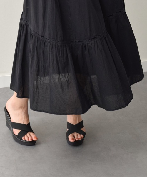 ITALIAN SHOEMAKERS（イタリアンシューメーカー）の「【ITALIAN SHOEMAKERS】クロスベルト厚底コンビウェッジミュール(942323)（サンダル・レディース・ブラック・39/35/36/37/38）」の5枚目の写真