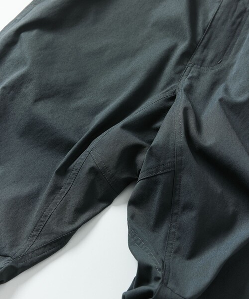 FREAK'S STORE（フリークスストア）の「限定展開 AiRide/エアライド ベーシックシルエット クライミングパンツ（その他パンツ・メンズ・チャコールグレー/ブラック/ベージュ/ネイビー・SMALL/MEDIUM/LARGE）」の7枚目の写真