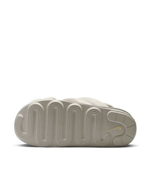 NIKE(ナイキ)の「NIKE ナイキ W AIRMAX ISLA SANDAL エア マックス アイラ サンダル WFJ5929 001LBONE/ALBSTR(サンダル・レディース・ホワイト・26.0cm/25.0cm/24.0cm/23.0cm/22.0cm/27.0cm)」の6枚目の写真