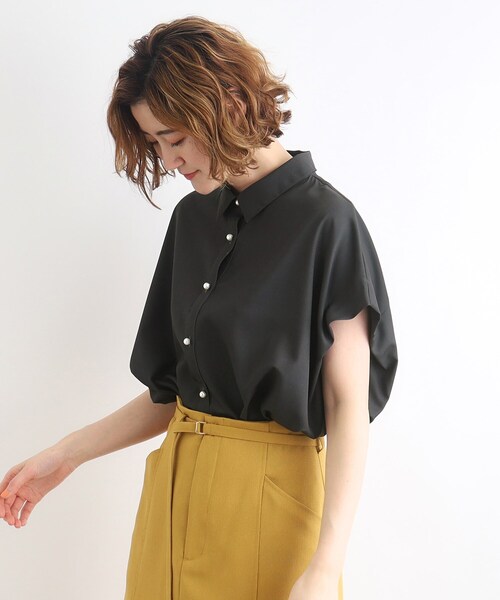 grove(グローブ)の「◆【洗える・防シワ・UVカット】パール調釦とろみシャツ(シャツ/ブラウス・レディース・スミクロ/サックスブルー/オフホワイト・02/03/01/04/05)」の5枚目の写真