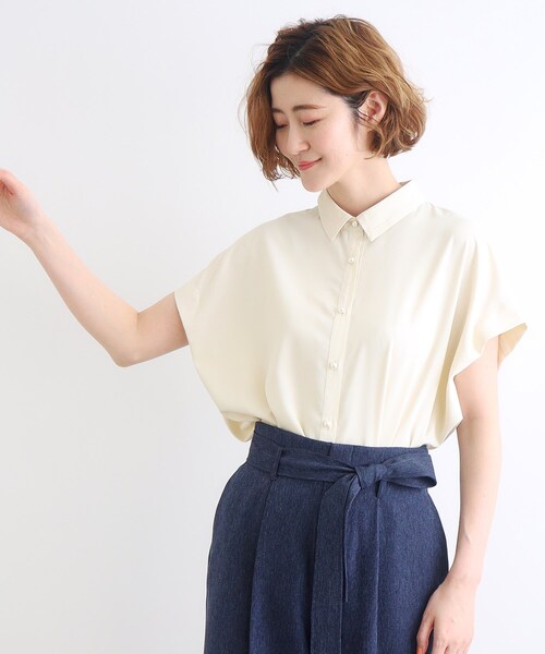 grove(グローブ)の「◆【洗える・防シワ・UVカット】パール調釦とろみシャツ(シャツ/ブラウス・レディース・スミクロ/サックスブルー/オフホワイト・02/03/01/04/05)」の12枚目の写真