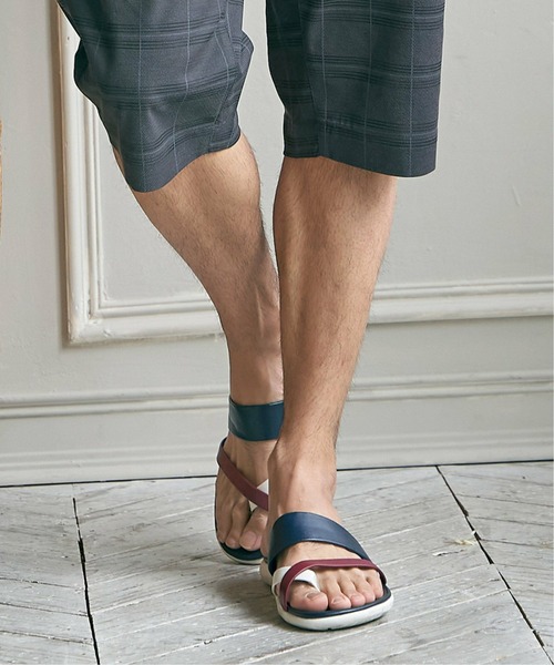 ikka（イッカ）の「切り替えトングサンダル（サンダル・メンズ・ブラック/ダークブラウン/ネイビー・M/XL/L）」の9枚目の写真