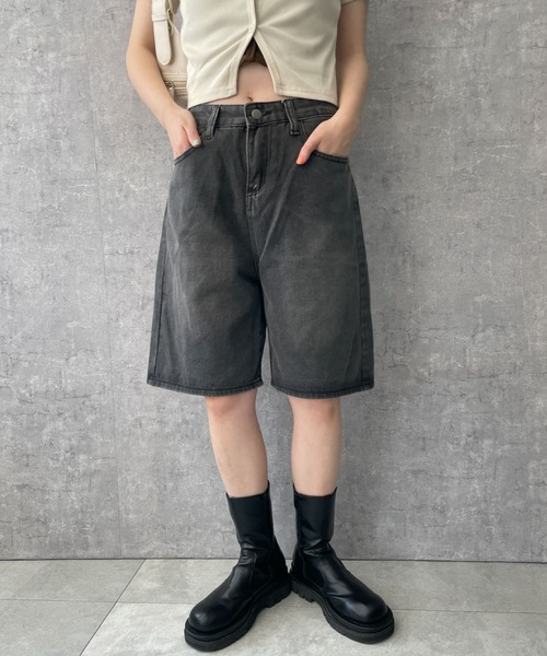 dispark(ディスパーク)の「DISPARK/ワイドハーフデニムパンツ(デニムパンツ・レディース・ブルー系1/スミクロ・SMALL/MEDIUM)」の16枚目の写真