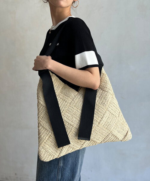 Chez toi（シェトワ）の「雑材編み込みトライアングルトート（トートバッグ・レディース・ライトベージュ/グレイッシュベージュ/ベージュ・FREE）」の15枚目の写真