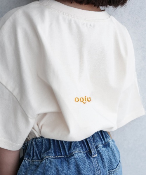 ooju(オージュ)の「【ooju】ooju x カワイハルナ プリントTシャツ(Tシャツ/カットソー・キッズ・チャコールグレー/アイボリー・1/2/4/3)」の6枚目の写真