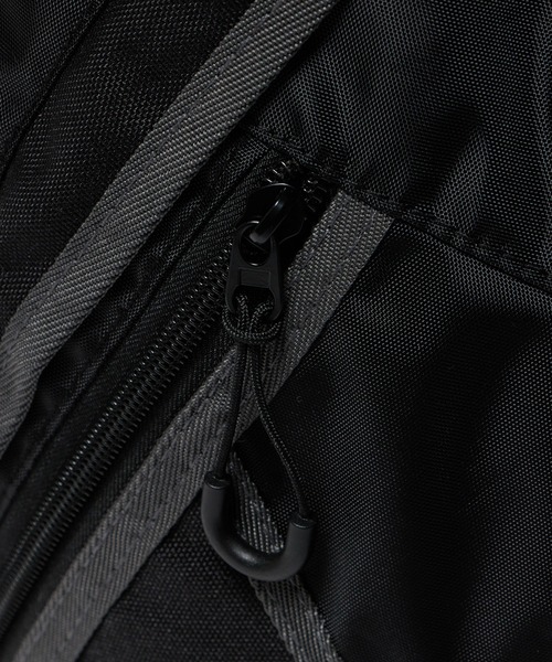 Theater code(シアターコード)の「【26SS再入荷】piping one shoulder bag / パイピング ワンショルダーバッグ スリングバッグ(ショルダーバッグ・メンズ・ブラック・FREE)」の11枚目の写真