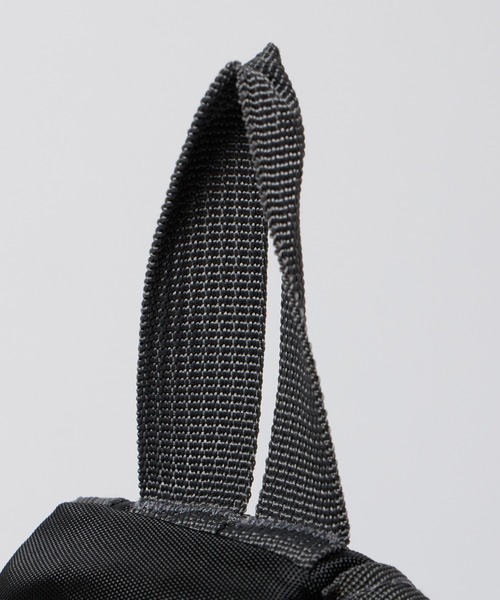Theater code(シアターコード)の「【26SS再入荷】piping one shoulder bag / パイピング ワンショルダーバッグ スリングバッグ(ショルダーバッグ・メンズ・ブラック・FREE)」の5枚目の写真