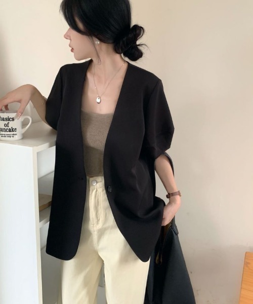 ABITOKYO(アビトーキョー)の「バルーン袖ノーカラージャケット(ノーカラージャケット・レディース・ベージュ/ブラック・L/M/XL)」の10枚目の写真