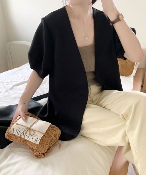 ABITOKYO(アビトーキョー)の「バルーン袖ノーカラージャケット(ノーカラージャケット・レディース・ベージュ/ブラック・L/M/XL)」の20枚目の写真