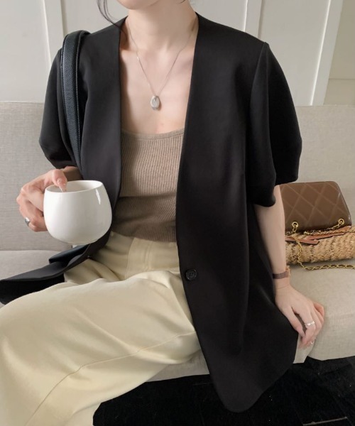 ABITOKYO(アビトーキョー)の「バルーン袖ノーカラージャケット(ノーカラージャケット・レディース・ベージュ/ブラック・L/M/XL)」の16枚目の写真