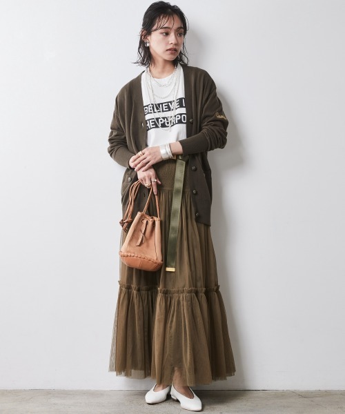 CHIC STYLE(シックスタイル)の「 レタードカーディガン <大きいサイズ有>シックスタイル (カーディガン/ボレロ・レディース・カーキ/ブラック/ベージュ・M/L/LL/3L/4L/5L)」の12枚目の写真