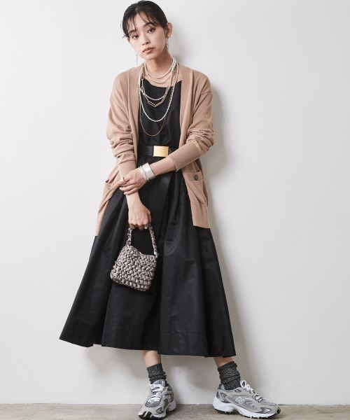 CHIC STYLE(シックスタイル)の「 レタードカーディガン <大きいサイズ有>シックスタイル (カーディガン/ボレロ・レディース・カーキ/ブラック/ベージュ・M/L/LL/3L/4L/5L)」の16枚目の写真