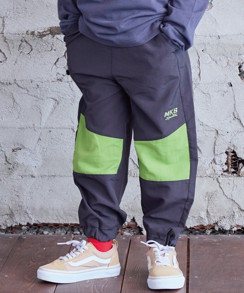 BIG FIELD（ビッグフィールド）の「ナイロン切り替えロングパンツ（その他パンツ・キッズ・ネイビー/パープル/チャコール/バイオレット/ブルー・100/95/90/80/110/150/140/130/120）」の2枚目の写真