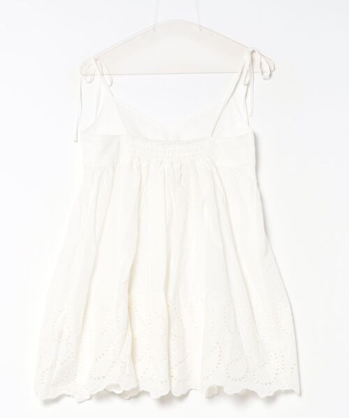 新品タグ付き♡ミストレアス♡バレエコアぺプラムキャミソール♡オフホワイト apres jour clair】アソートレースキャミチュニック【ZOZOTOWN