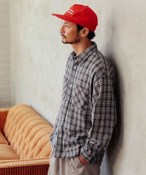 B:MING by BEAMS（ビーミングバイビームス）の「コットン チェック ダブルポケット シャツ（シャツ/ブラウス・メンズ・ネイビー/ブラウン・SMALL/MEDIUM/LARGE/X-LARGE）」の2枚目の写真